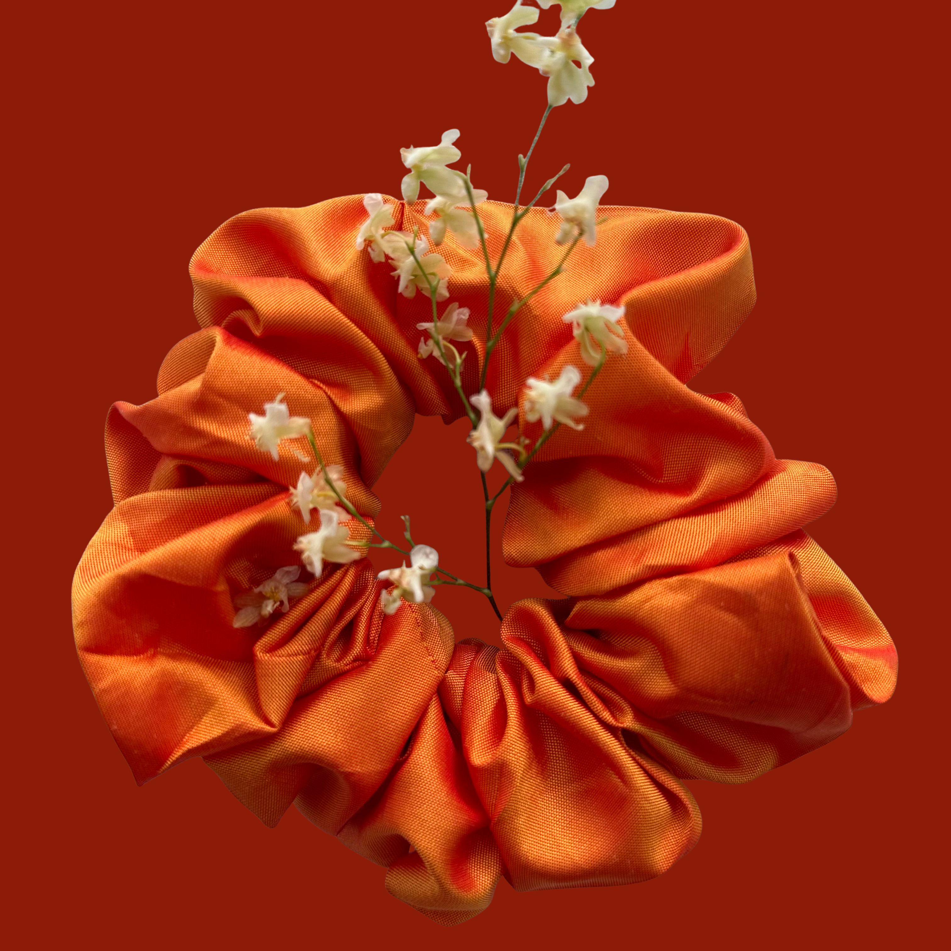 Silk Classic Scrunchie- Natalie